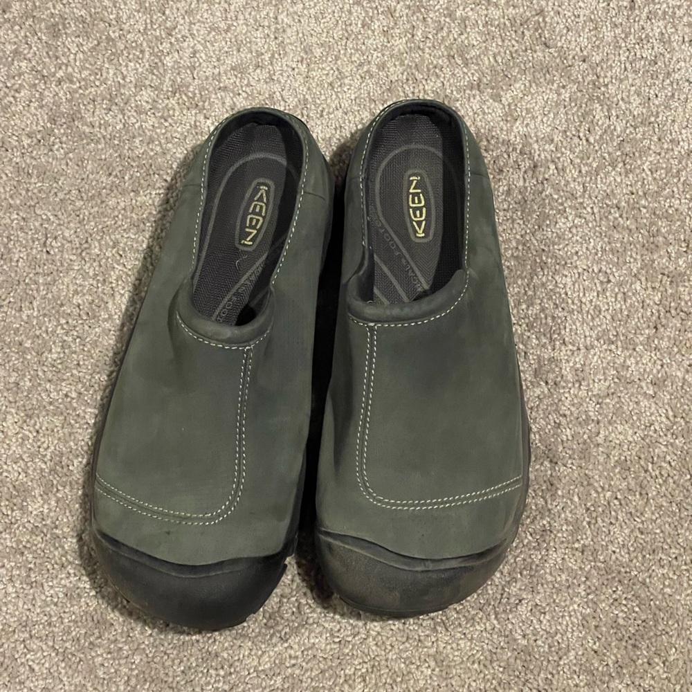 Keen Green Clogs size 11